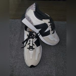 New Balance 327 Leopard Accents